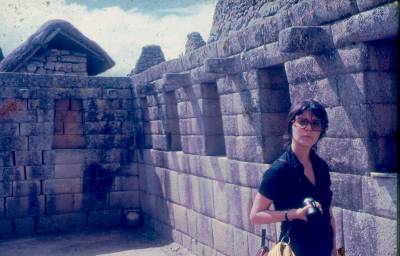 [Clarice Herzog no interior de Machu Picchu] (2)